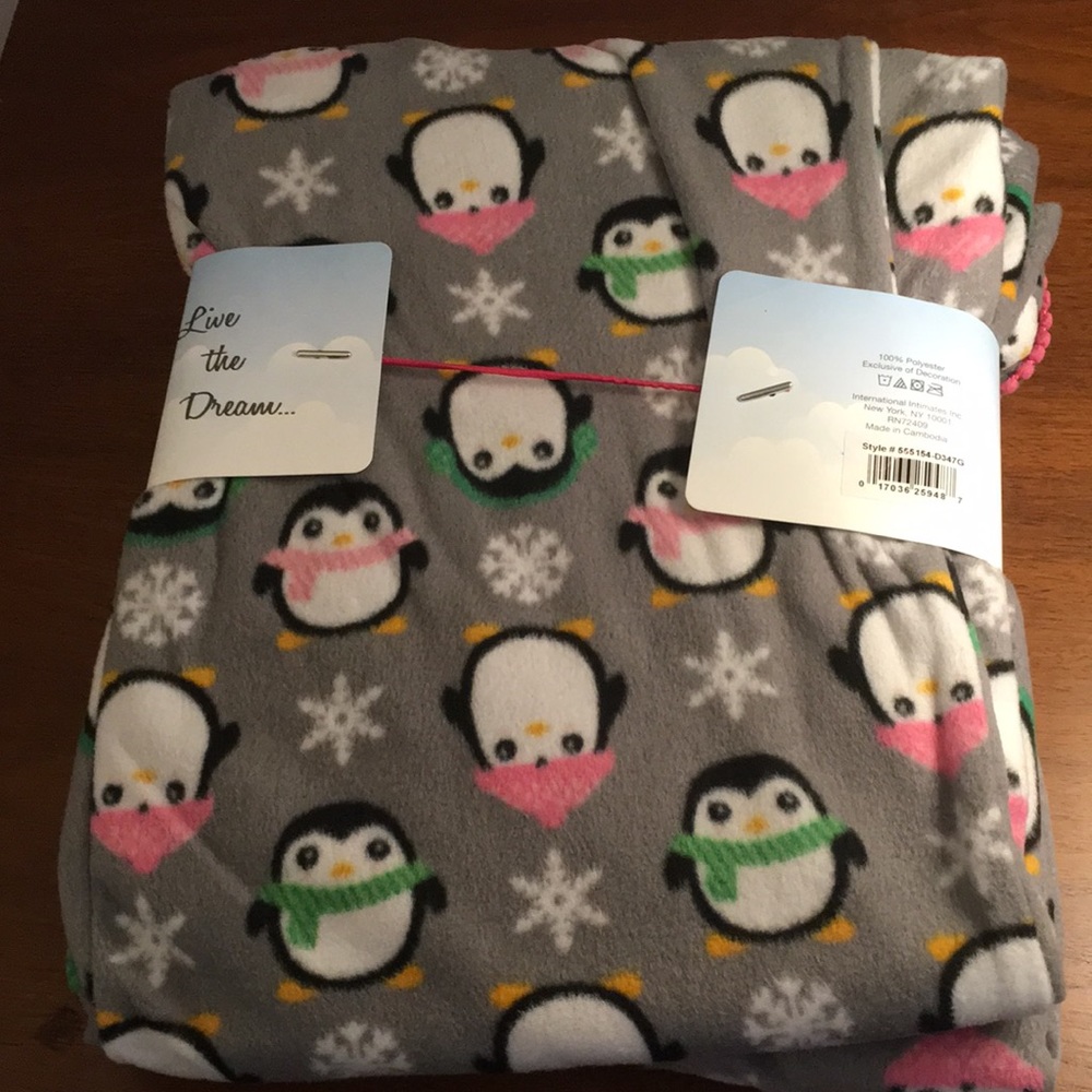 Women’s pajama set - Picture 4 of 4